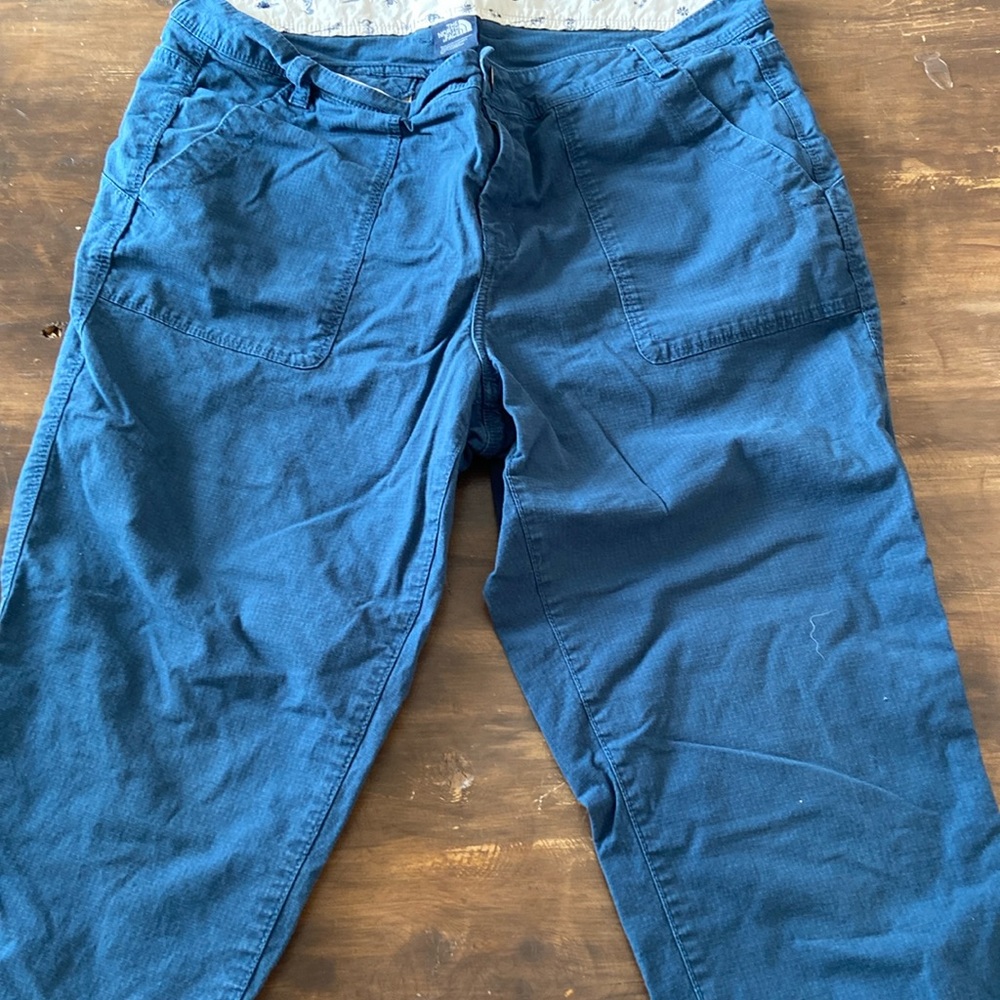 North face hiking pants teal/ denim color size 12 7/8 length